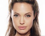 Δείτε πως ήταν η Angelina Jolie έφηβη!